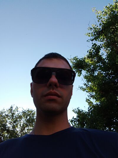  ,   Vasiliy, 32 ,   ,   