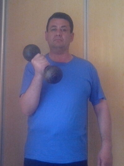  ,   Maks, 58 ,     , c 