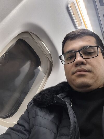  ,   Doctor DH, 27 ,   ,   