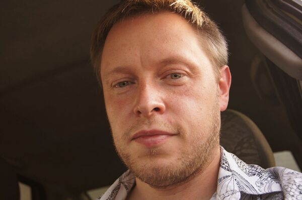  ,   Jango, 42 ,   ,   , c 