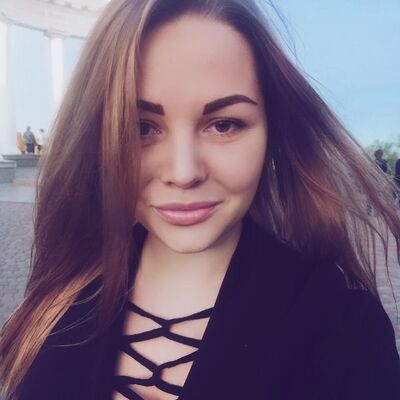  ,   Julia, 33 ,   ,   