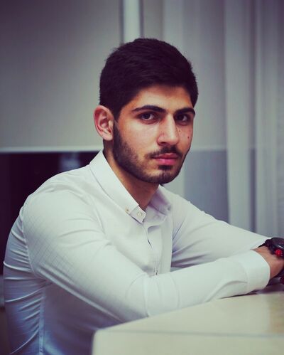  ,   Junior, 26 ,   ,   , c 