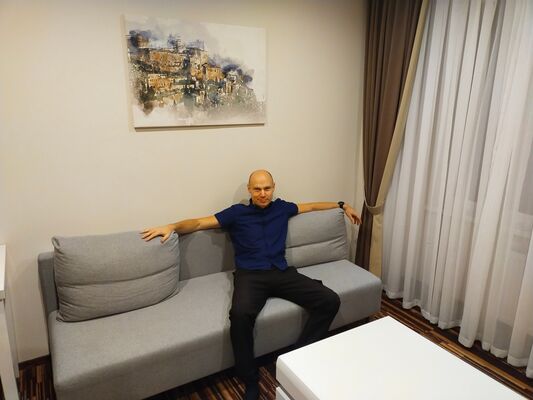  -,   Artur, 36 ,   c 