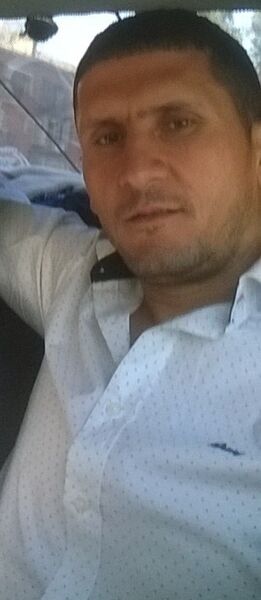  ,   Ali, 44 ,   