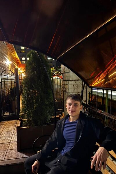  ,   Alex, 33 ,   ,   