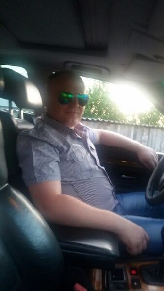  ,   Sergei, 37 ,   ,   , c 
