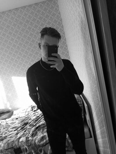  ,   Ilya, 24 ,   ,   