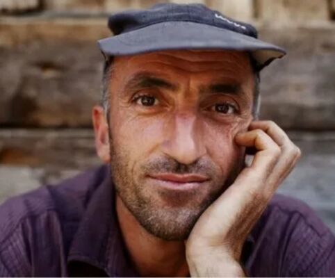  --,   Robert, 28 ,   ,   , 