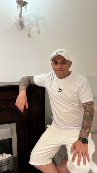  ,   Aleksandar, 35 ,   ,   