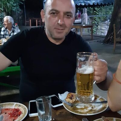  Banie,   Juba, 49 ,   ,   