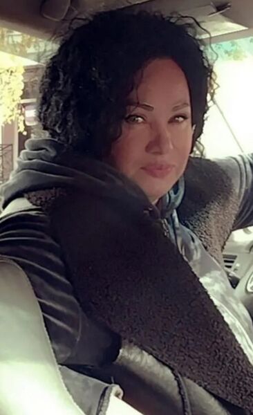  ,   Marina, 56 ,   c 