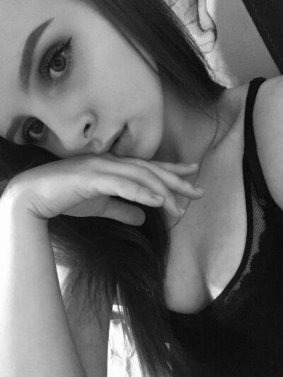  ,   Ksennich, 23 ,   ,   