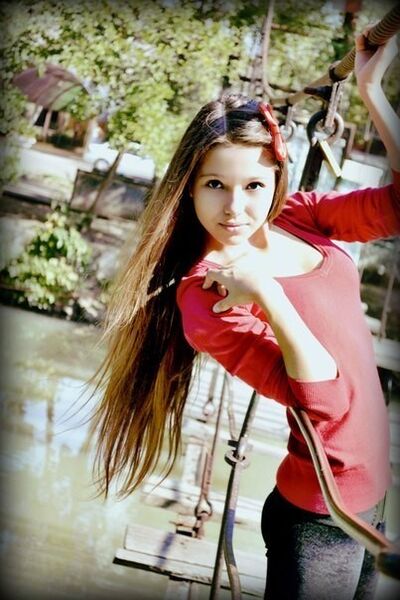  ,   Tesla, 24 ,  