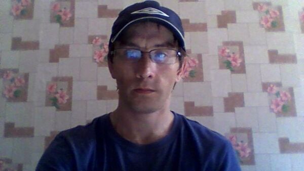  ,   Denis, 44 ,   ,   , c 