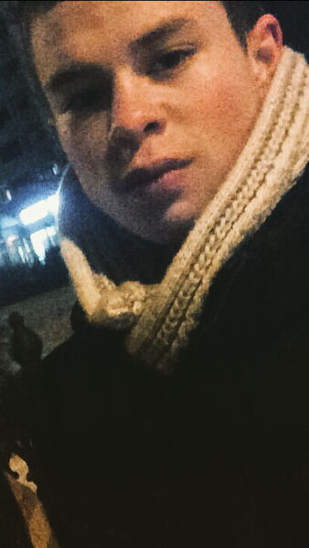  ,   Denis, 25 ,   