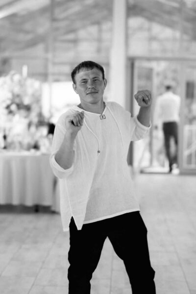  ,   Yakov, 28 ,   ,   , c , 