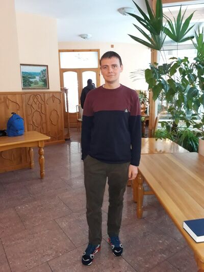  ,   Mihail, 38 ,   ,   