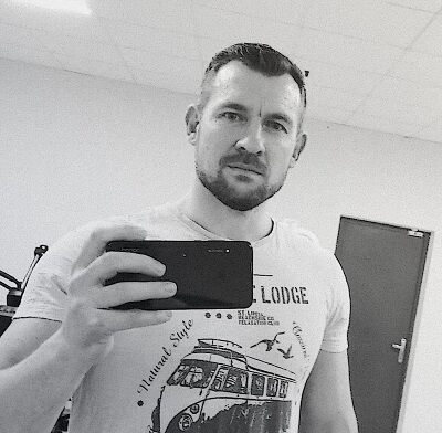  54533791  Anton, 43 ,    --