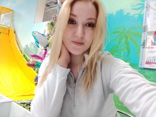  -,   Kristina, 25 ,   ,   