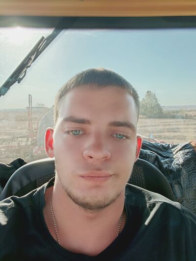  ,   Sergey, 22 ,   ,   