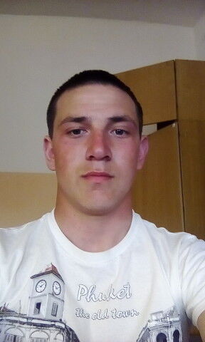  ,   Vadim, 27 ,   