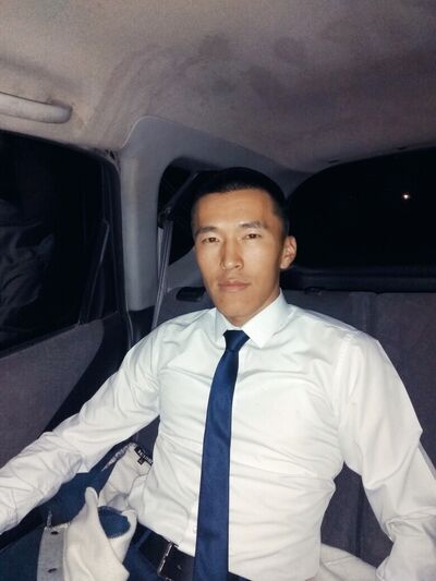  ,   Erix, 33 ,   