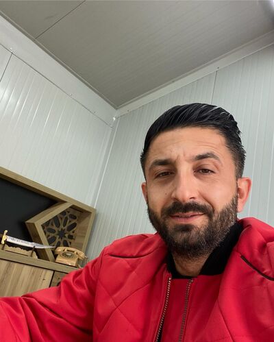  ,   Ant, 37 ,  