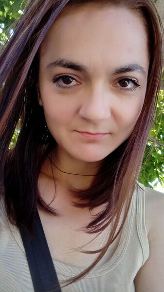  ,   Leona, 38 ,   ,   