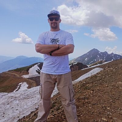  ,   Vlad, 40 ,   , 