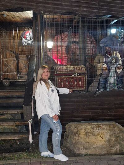  ,   Tatyana, 35 ,     
