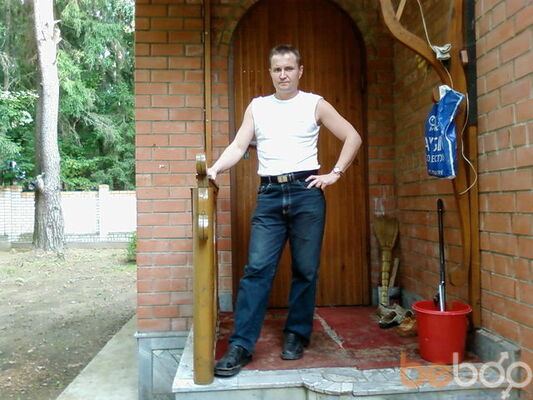   ,   Vitalii, 52 ,  