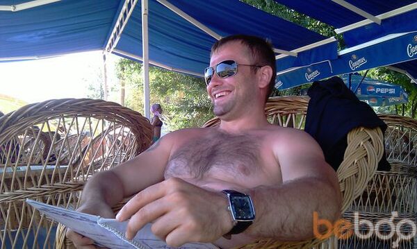  ,   Dorin, 43 ,  