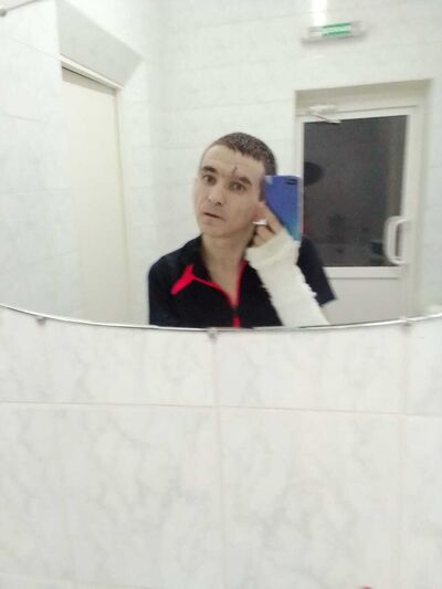 ,   Roman, 40 ,  