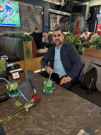  ,   Ali, 37 ,   ,   