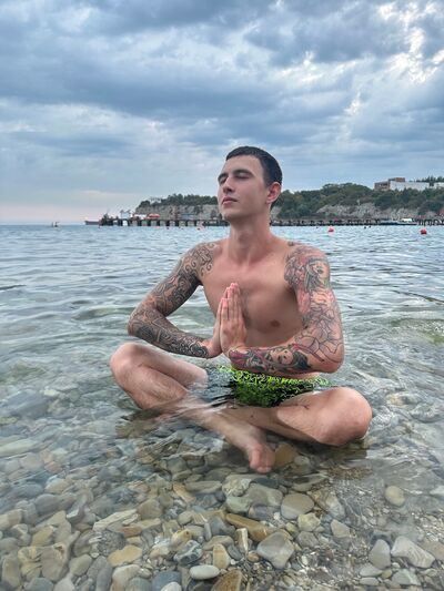 ,   Vanya, 22 ,   ,   