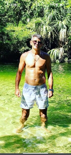  ,   Maxim, 52 ,     , c 