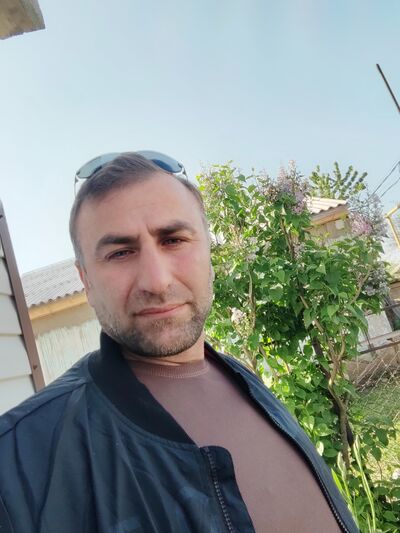  ,   Kamil, 41 ,   ,   