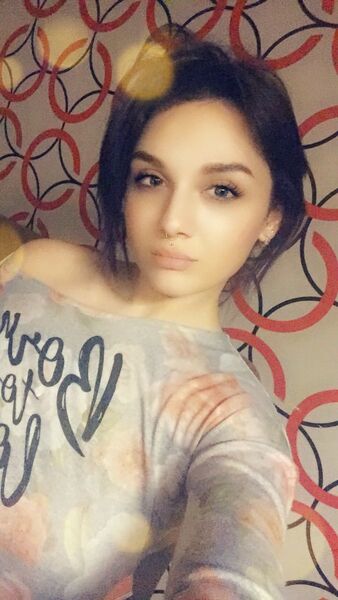  ,   Tamara, 30 ,  