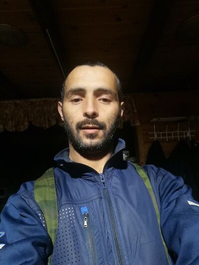  ,   Alisher, 40 ,   ,   