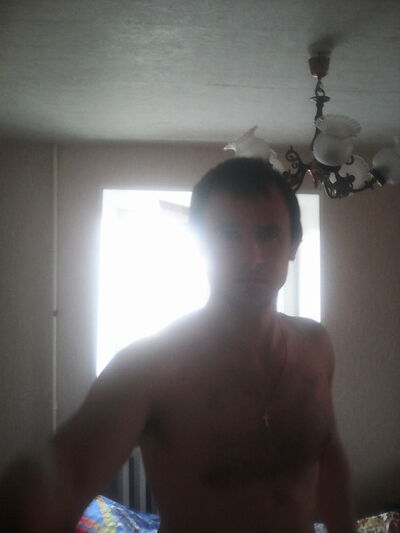  ,   Iwan, 35 ,   