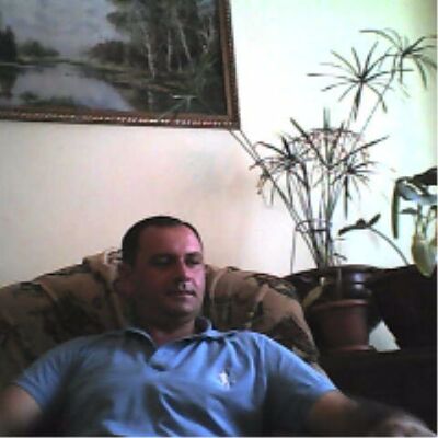  ,   Gio, 42 ,   ,   , c 