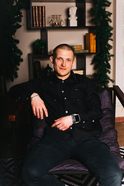  ,   Dima, 25 ,   ,   , c , 