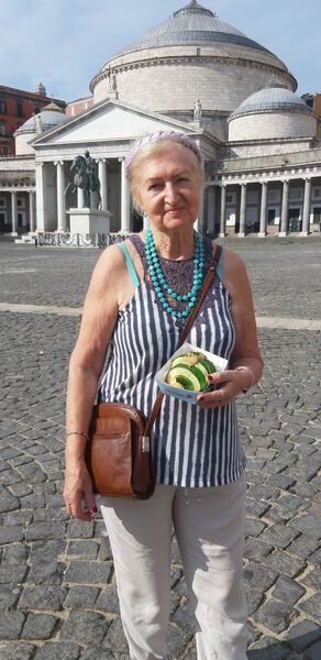  ,   Svetlana, 77 ,   c , 