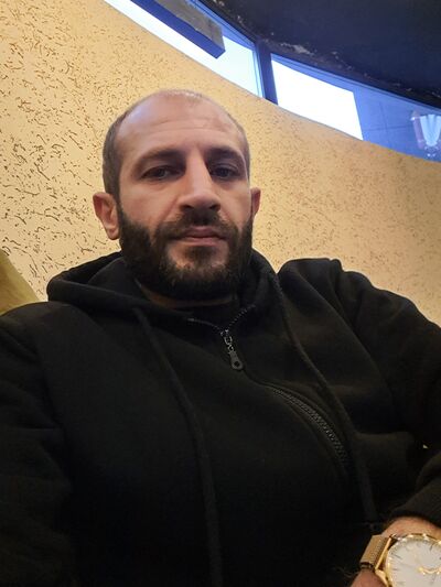  ,   Arman, 37 ,   ,   , c , 