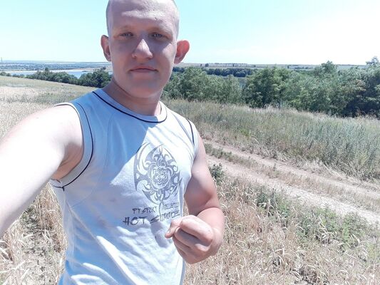  ,   Daniil, 25 ,   ,   , c 