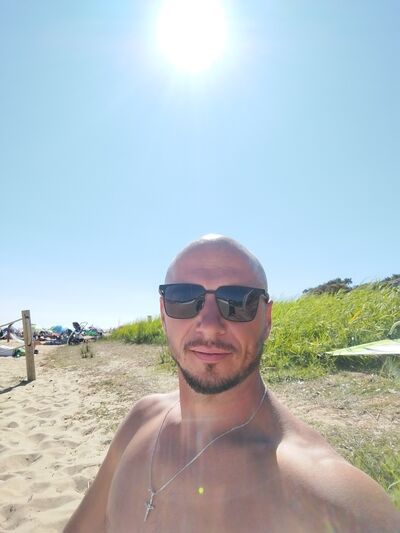  ,   Alex, 38 ,   ,   