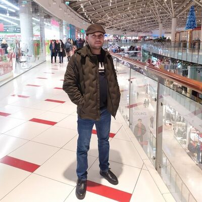  ,   Mirshod, 35 ,   ,   