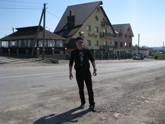  -,   Andriy, 49 ,   ,   , c 