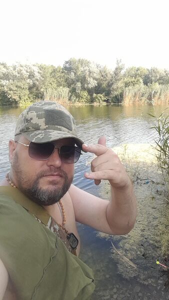  ,   Nic, 41 ,   ,   