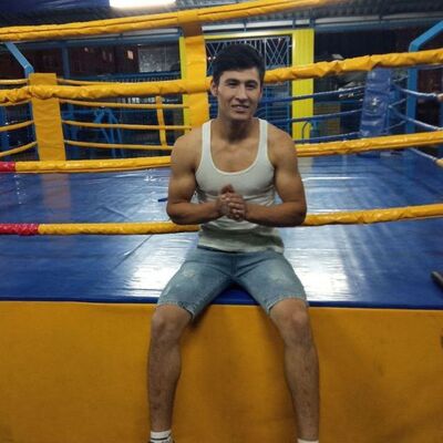  ,   Mustafo, 27 ,   ,   